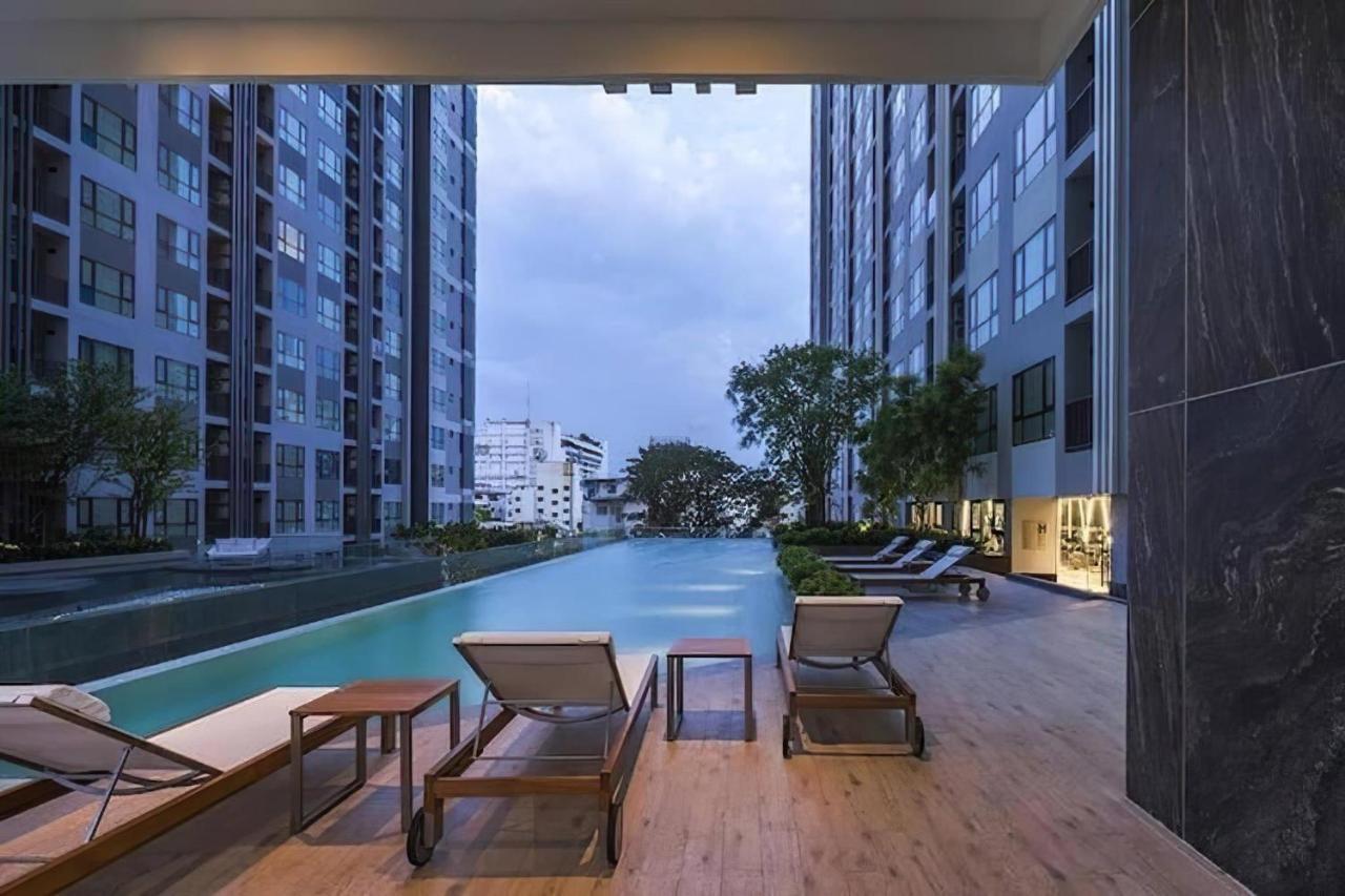 The Base Central Pattaya By Wwc Exterior foto